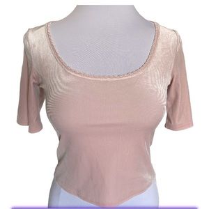 Abercrombie & Fitch velvety top🌸